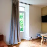 Moucherolle - - Domaine Appartement