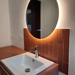 Appartement Moucherolle - - Domaine *